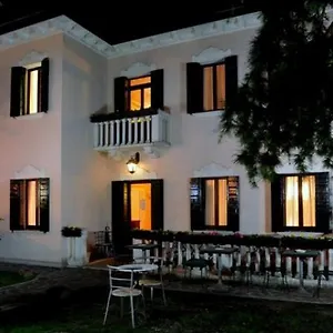 Landhaus Crispi Mestre